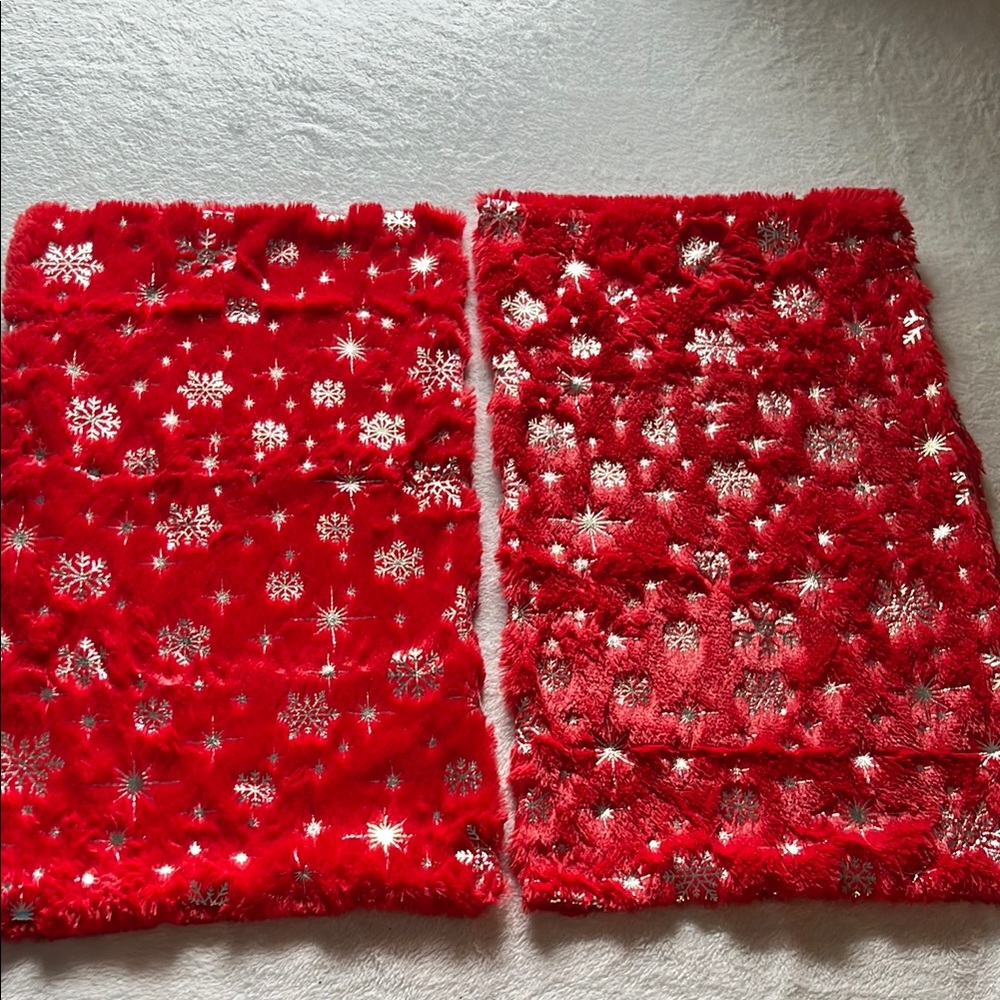 Red and Silver snowflake pillowcases